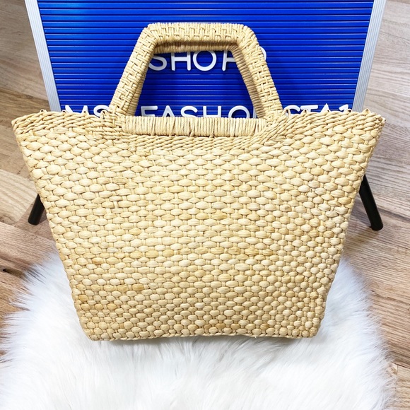 Handbags - Straw Tote Bag/Purse